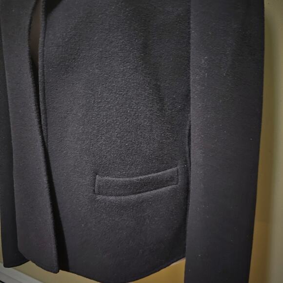 Talbots Women's 100% Wool Black Blazer Size 8
Neutral capsule wardrobe - Picture 12 of 12